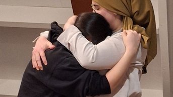 Voorstelling Thuis, opgroeien tussen twee culturen